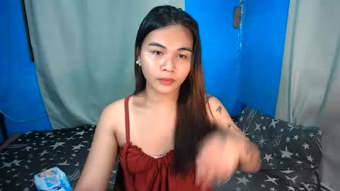sexylars_xoxo online show from August 2, 12:41 pm