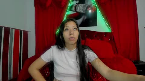 laura online show from January 31, 11:56 am