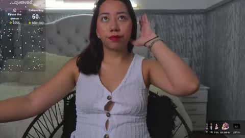 laura online show from March 27, 11:22 am