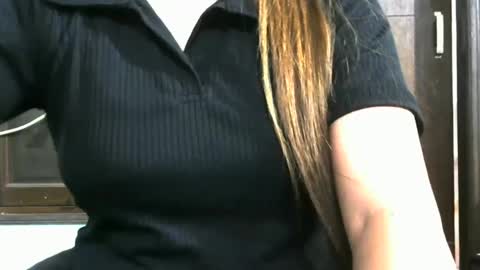 sexy lavanya online show from December 19, 5:40 pm