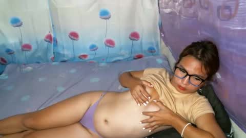 Laylia3 online show from April 8, 10:17 am