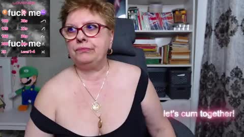 sexylynette4u online show from February 27, 10:26 am