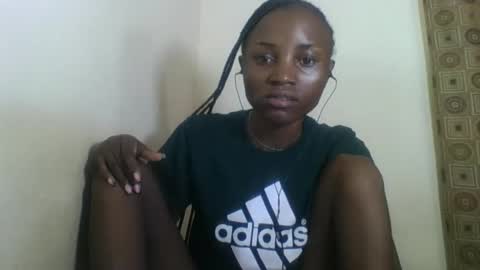 VIVIAN online show from March 11, 6:19 am