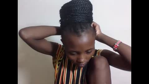 VIVIAN online show from October 30, 8:49 am