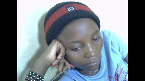 VIVIAN online show from February 28, 7:37 am