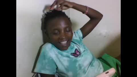 VIVIAN online show from February 19, 7:38 pm