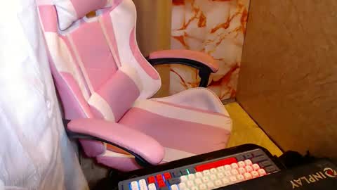 IRISH online show from February 6, 8:39 am