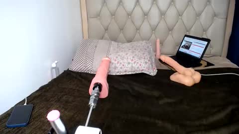 naughty slut online show from March 23, 9:26 am