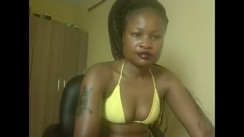 queenivy online show from October 8, 6:01 pm