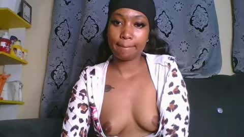 sexyriri22 online show from February 24, 3:10 pm