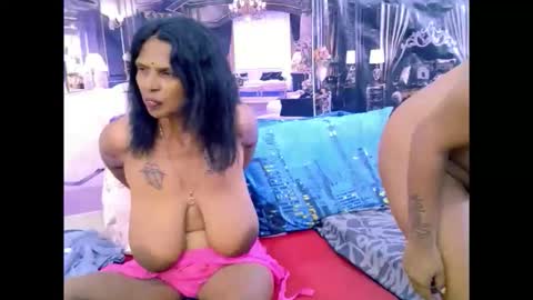 sexyva4u2luv online show from February 27, 7:35 pm