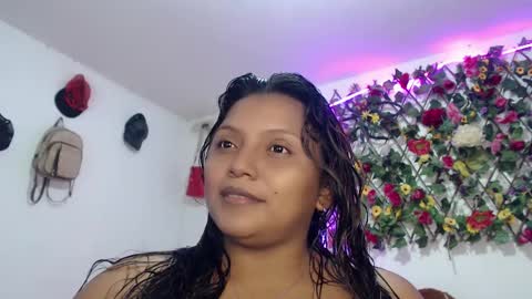 sexyvaldiry online show from January 11, 12:59 am