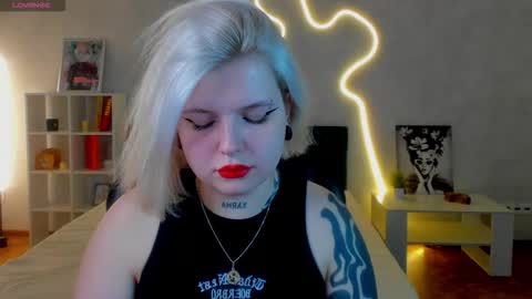 Lana online show from November 18, 1:39 am