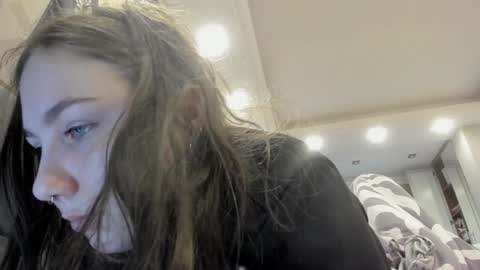 shadow_raffi online show from January 25, 11:57 am