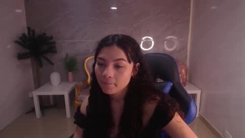 Shalon  online show from March 8, 1:23 pm