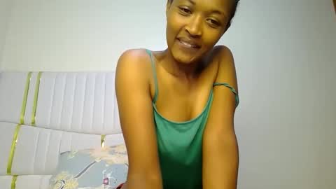 shanizz online show from February 20, 7:01 am