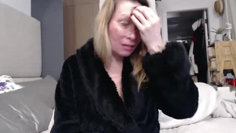 Shannon07 online show from January 21, 2:05 pm