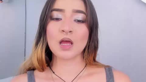 Shanntal  online show from September 26, 8:39 pm