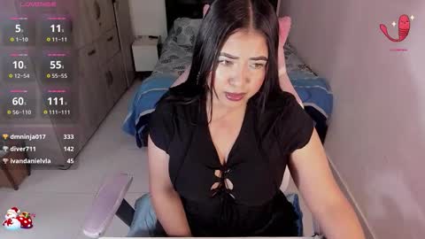 Cami Ortiz independent model online show from December 19, 5:10 am