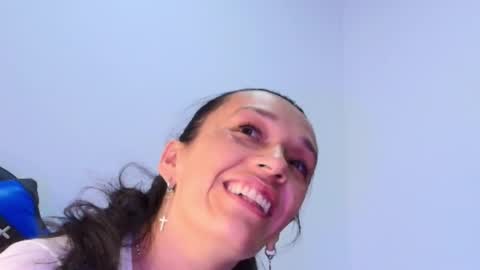 shantey online show from January 16, 8:38 pm