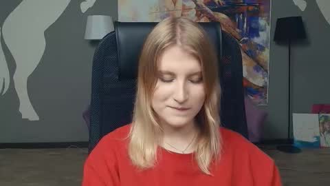 Polly online show from November 23, 9:27 pm