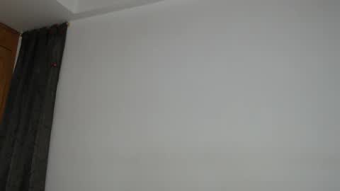 sharickleon11 online show from September 19, 1:15 am