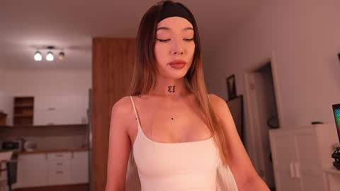 Sharlin  online show from September 10, 12:38 pm