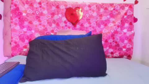 Sharlott online show from February 15, 12:01 pm