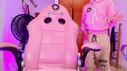 Sharlott online show from March 5, 12:00 pm