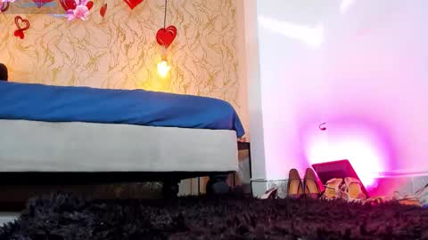 sharon_leather online show from March 13, 12:39 pm