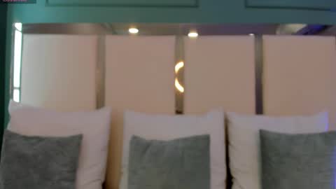 Shantall online show from January 27, 5:04 pm