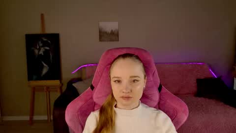 Shawty Mia online show from November 3, 5:22 am