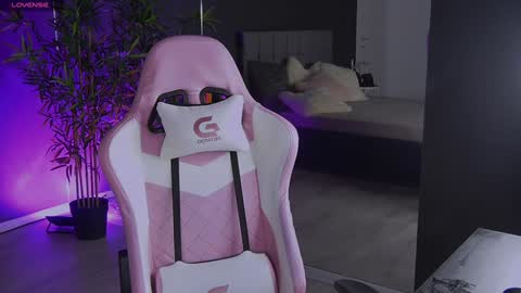 shayblonde online show from December 23, 10:01 pm