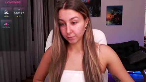 Shay online show from December 9, 4:05 pm