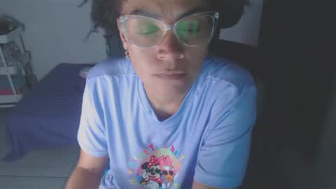 Shayna online show from February 11, 9:31 am