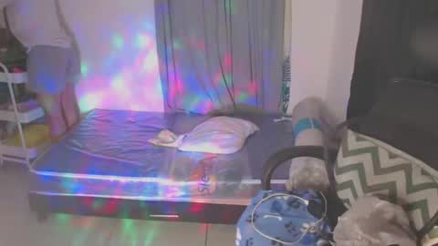 Shayna online show from February 22, 11:54 pm