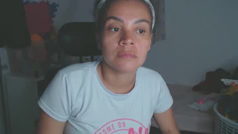 Shayna online show from September 15, 2:42 am