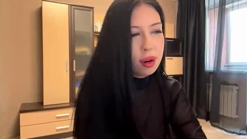 Dana online show from November 19, 8:25 am