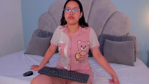 shayra_alina online show from June 14, 1:11 pm