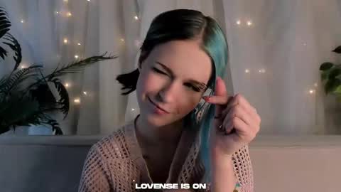 Anika online show from November 7, 11:49 am