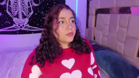 Heidy  online show from December 27, 2:47 am