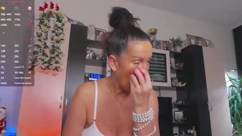 Sheila GMT 2 Tuesday Wednesday Friday Saturday Sunday- 8  5  online show from January 10, 5:01 am