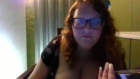 Red online show from December 17, 4:23 am