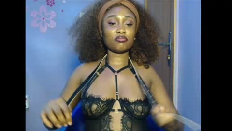 Favour online show from June 28, 2:01 pm