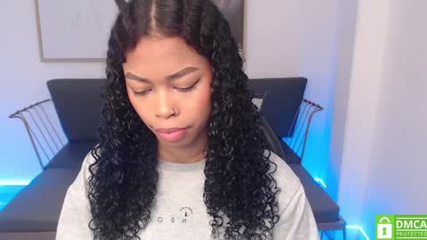 Shenna online show from February 5, 1:11 pm