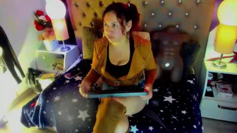 shera hade online show from March 10, 9:29 pm