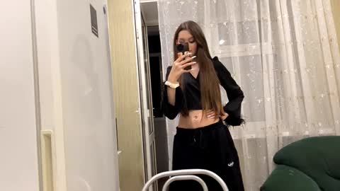 Viola online show from September 14, 2:04 pm