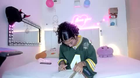 sheyla_vegas online show from January 6, 9:51 pm