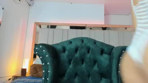 Sheyla Bakerr  online show from February 19, 10:45 am