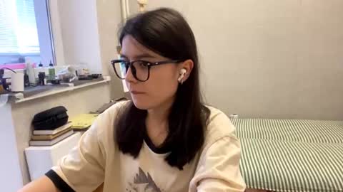 Marie online show from July 17, 1:26 pm